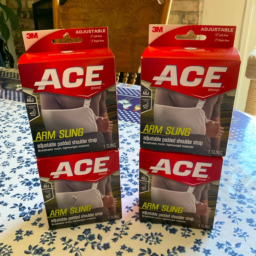 “New” (4-Pack) “ACE” Arm Slings.  Breathable.  Adjustable Fit.  One Size